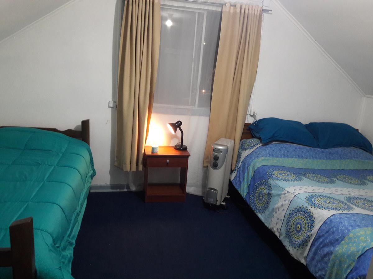 Hostal Austral Coyhaique Exterior foto