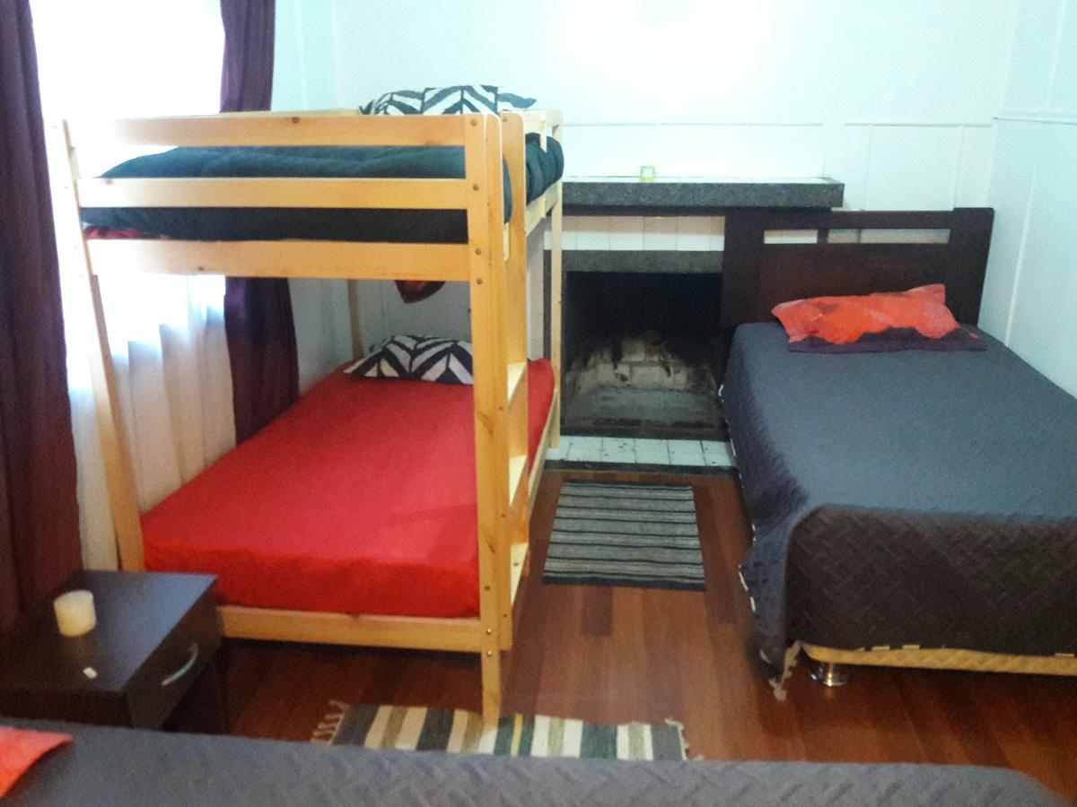 Hostal Austral Coyhaique Exterior foto